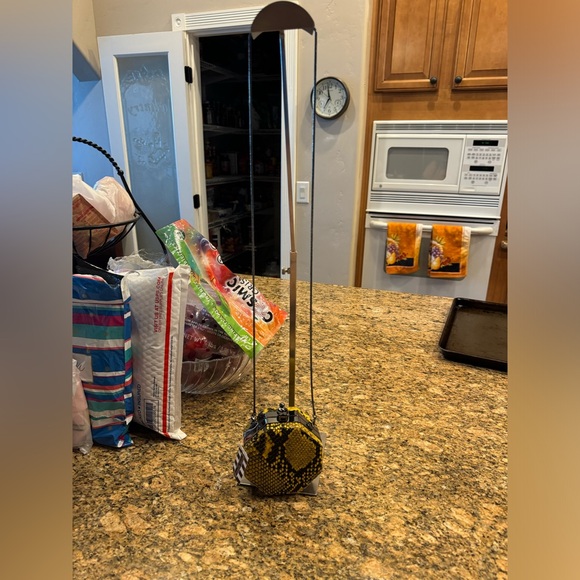 New Henri Bendel Octagon Chain Bag Full Inclusion - Picture 2 of 9